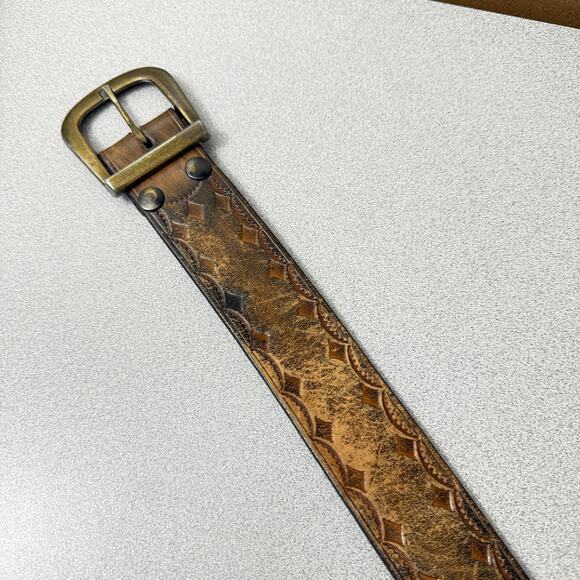 Distressed Brown Leather Belt Mens Diamond Embossed Brass Fits 35-42 1.75in - Picture 3 of 8